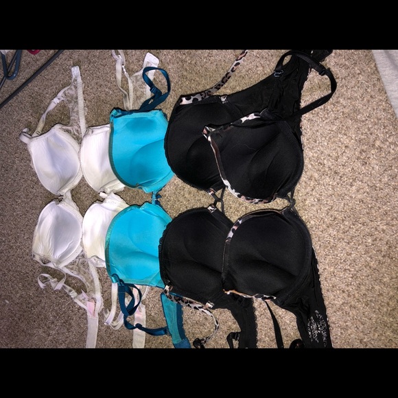 Victoria’s Secret 32B - Picture 2 of 6